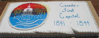 der offizielle Kuchen am 15. Juni